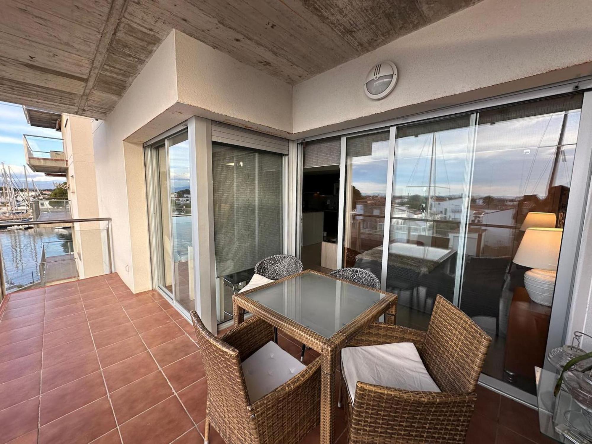 Apartamento En Roses Con Vistas Al Canal Y Piscina ภายนอก รูปภาพ